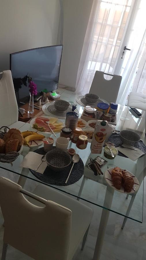 La Casita Del Corazon Bed & Breakfast Castillo del Romeral Екстериор снимка